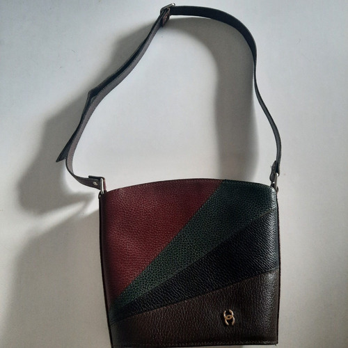 Cartera Cuero Rigida  