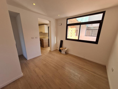 Imagen 9 de 13 de Departamento De 2 Dormitorios En Venta En La Plata Calle 39 E / 3 Y 4 - Dacal Bienes Raíces