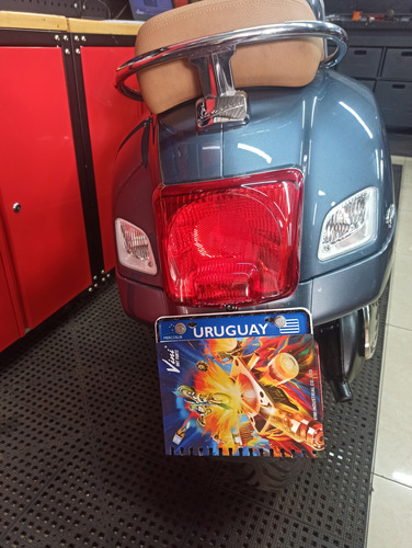 Vespa 300