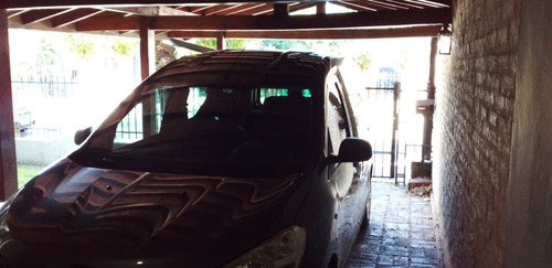 Imagen 5 de 8 de Chalet Castelar Norte 516 Mta Permuta Por Menor Valor