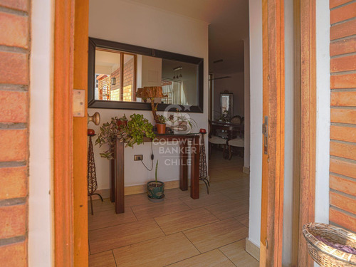 Maravillosa Casa Con Vista Al Mar, Sector Sur