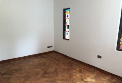 Imagen 9 de 30 de Casa En Venta De 5 Dorm. En Vitacura