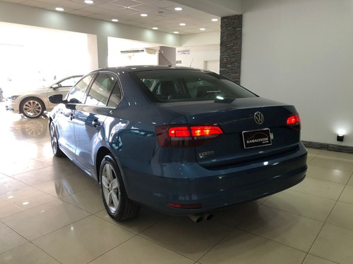 Imagen 4 de 15 de Volkswagen Vento 2.0 Luxury Manual 2015