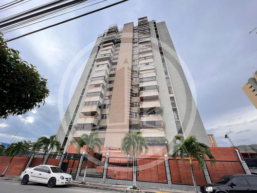 En Venta Comodo  Apartamento En Andres Bello 001jsc