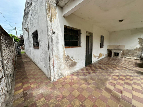 Venta Casa A Reciclar 3 Amb C/jardin En Padua Sur