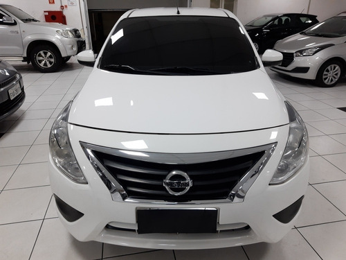 Nissan Versa 1.0 12v Conforto 4p 2017