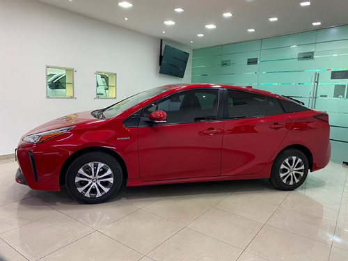 Toyota Prius 1.8 Premium Cvt