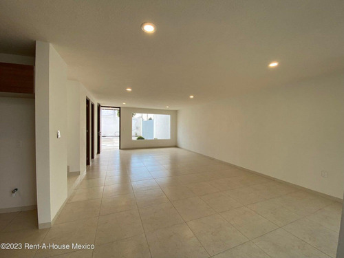 Casa En Venta En San Salvador Tizatlalli Metepec Gis 24-1102