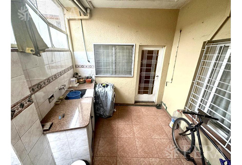 Venta Casa De 3 Ambientes Con Cochera En Bernal