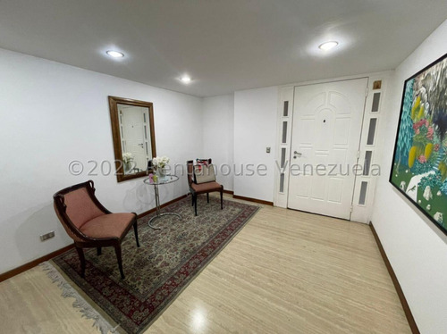 Espectacular Apartamento En Cerro Verde Y 24-23759