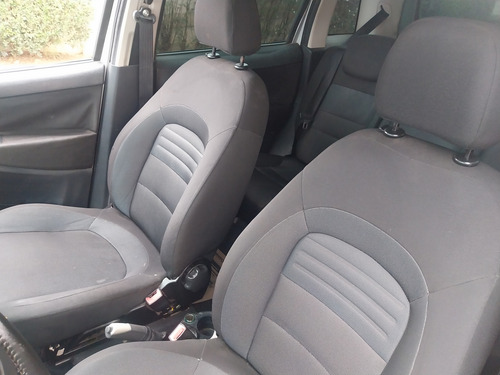 Fiat Idea 1.4 Attractive Flex 5p