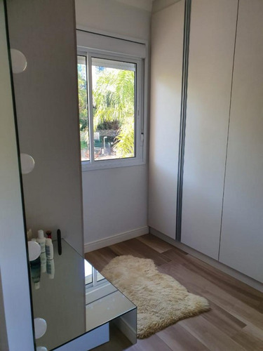 Compre Este Apartamento Com 3 Dormitorios 1 Suite Com Ar Condicionado - 220