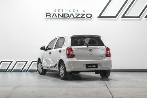 Toyota Etios 1.5 X 6mt My19