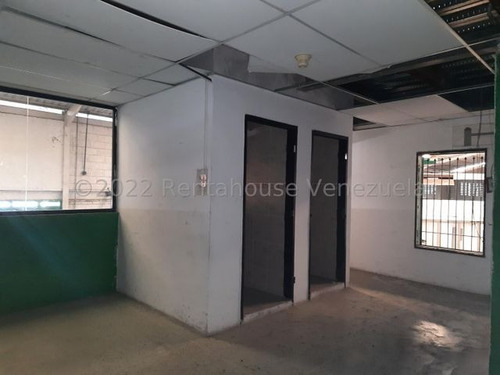 Imagen 7 de 10 de Galpón En Venta En Av. Fermín Toro. San Juan De Los Morros. 22-23073