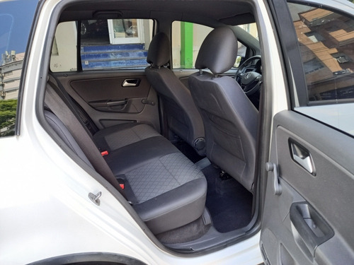 Volkswagen Suran 2017 1.6 Track