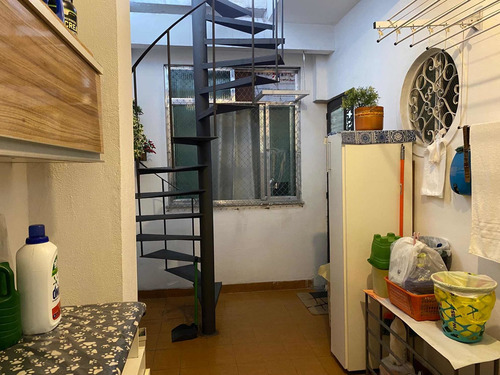 Imagem 11 de 14 de Praça Seca - Casa De Vila, Triplex,3 Q, 1 Vaga. Nada A Fazer