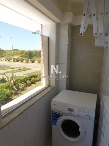 Alquila Apartamento 3 Dormitorios , 2 Baños-ref:2521