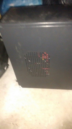 Imagem 2 de 3 de Pc Com Monitor