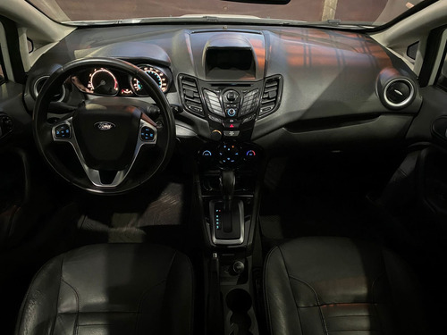 Ford Fiesta Sedan 1.6 16v Titanium Flex Powershift 4p