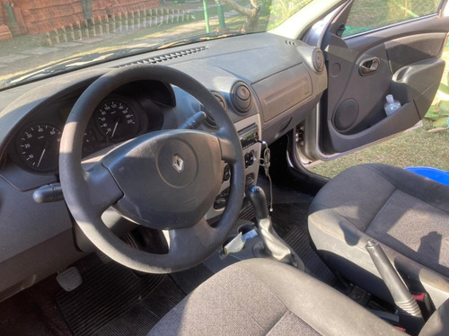 Imagem 6 de 8 de Renault Logan
