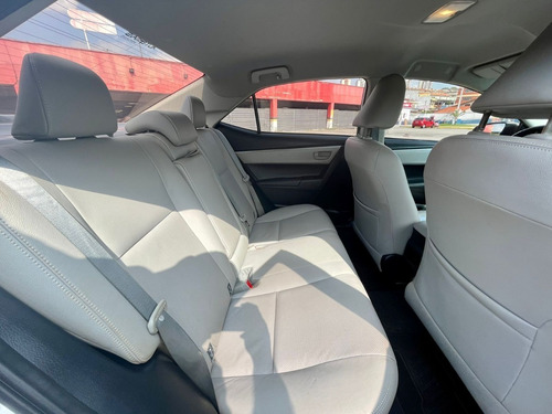 Imagem 11 de 14 de Toyota - Corolla 2.0 Xei Automático 2017 Bancos Creme
