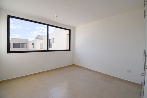 Casa En Venta En Mérida, Privada Andres, Cumbres De Novonorte, Conkal