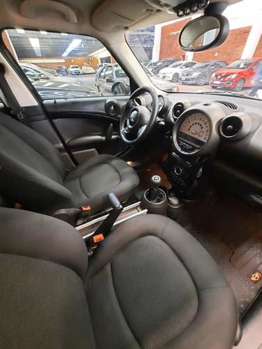 Imagen 14 de 15 de Mini Cooper Countryman Sedan 5 Puertas