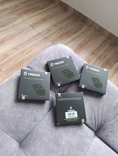 Trezor One Billetera Cripto Usb 3.2 Negra