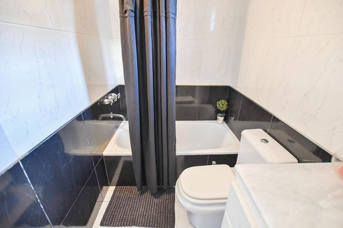 Imagen 24 de 30 de Casa En Venta En La Plata 49 E 4 Y 5