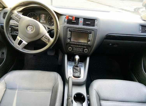 Volkswagen Vento 2.5 Luxury 170cv Tiptronic 2011