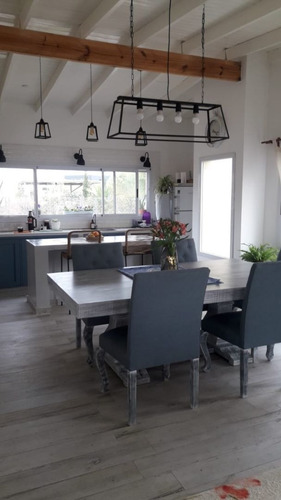 Imagen 23 de 29 de Casa En Venta En San Ramiro - Pilar Del Este