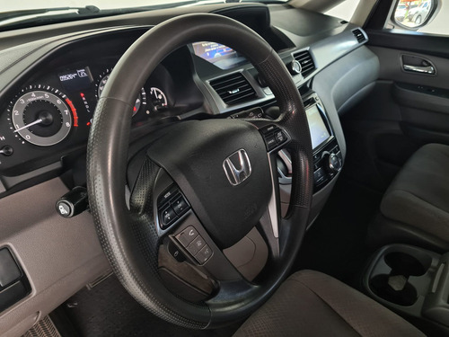 Imagen 13 de 15 de Honda Odyssey 2014 3.5 Lx At