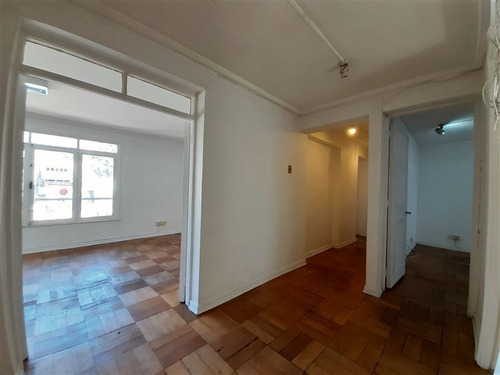 Imagen 3 de 8 de Oficina En Venta En Providencia