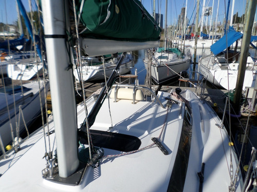 Imagen 3 de 10 de Velero Bramador Nova