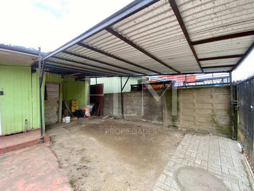 Amplio Terreno Con Casa Para Desarme En Chiguayante