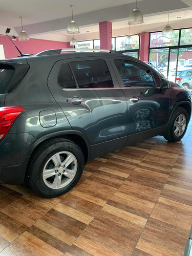 Imagen 2 de 9 de Chevrolet Tracker 2017 1.8 Ltz