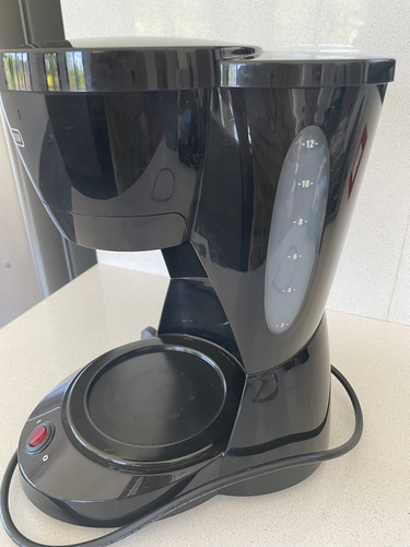 Cafetera Black & Decker Cm0941 (sin Jarra) Negro (Usado)