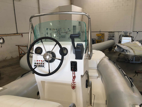 Imagem 3 de 7 de Bote Zefir G500 Yamaha F90 Conj 2012