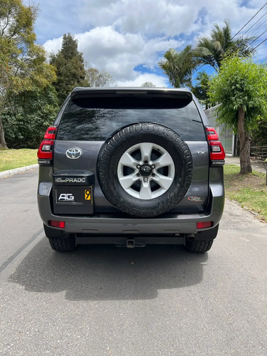 Toyota Prado Sumo 2012 2.7cc Gasolina Actualizada