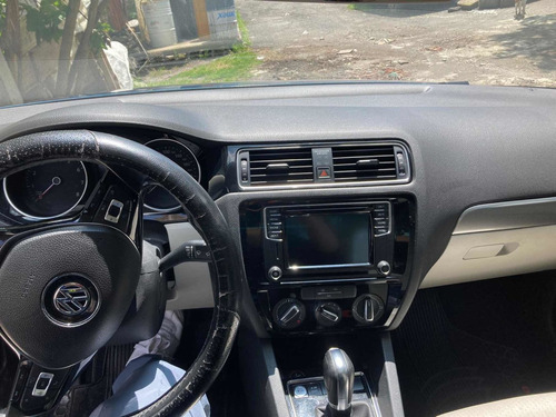 Imagen 11 de 15 de Volkswagen Jetta 2.5 Sportline Tiptronic At 2016