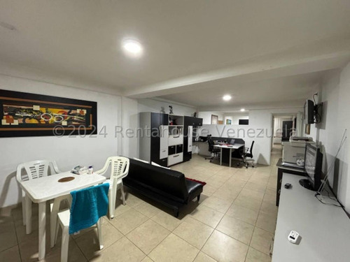 Milagros Inmuebles Edificio Venta Barquisimeto Lara Zona Centro Economica Residencial Economico Comercial Código Inmobiliaria Rent-a-house 24-21257