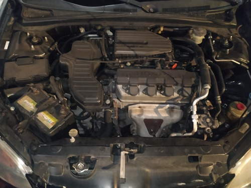 Imagem 4 de 15 de Honda Civic 2004 1.7 Lxl Aut. 4p