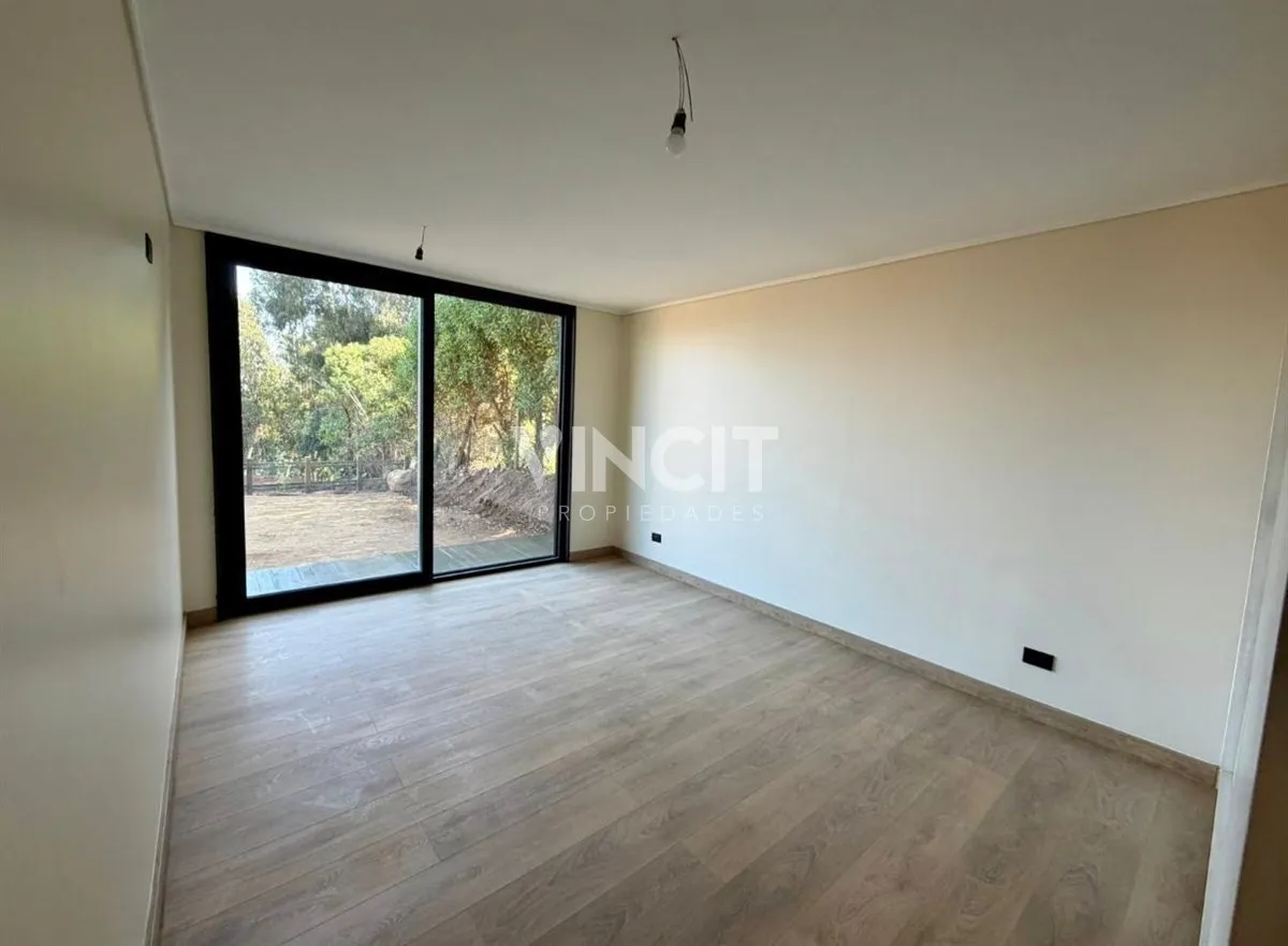 Imagen 5 de 13 de Casa En Venta A Solo 4 Kilómetros De La Rotonda De Concon
