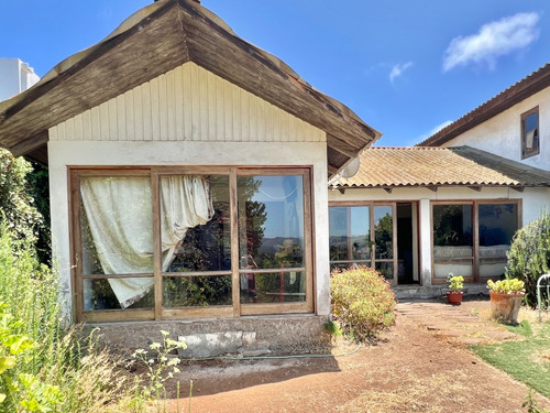 Interesante Propiedad Con Vista En Venta, Cachagua