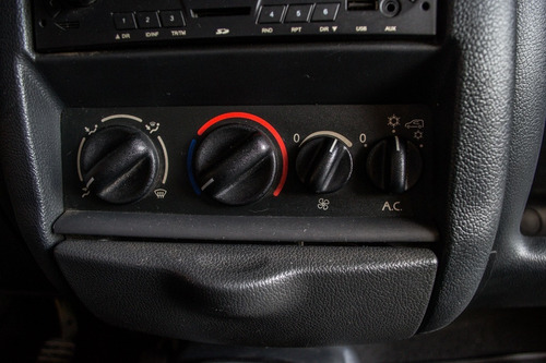 Imagen 15 de 18 de Renault Kangoo Confort 1.5 Dci