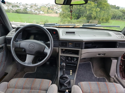 Imagem 6 de 11 de Chevrolet Kadett Gsi