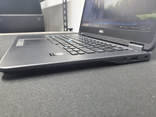 Ligera Laptop Dell I7 5ta 240gb Ssd 16gb Ram Cámara (Reacondicionado)