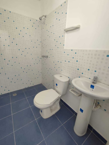 Imagen 13 de 15 de As En Venta Casa Casi Terminada En Solar De La Castellana As