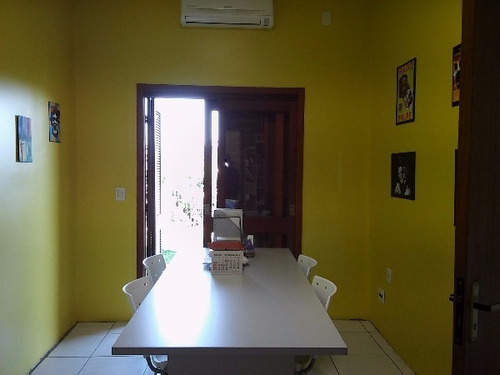 Casa Em Ipanema Com 6 Dormitórios - Mi17167