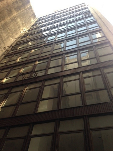 Imagen 2 de 10 de San Martin 390, Edificio En Block Reciclado 4050 M²
